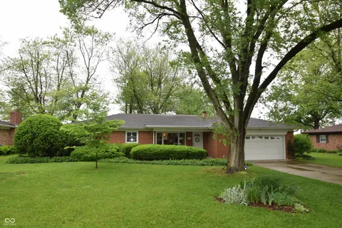 2205 Everett Street, Crawfordsville, IN 47933 - MLS#: 22039928