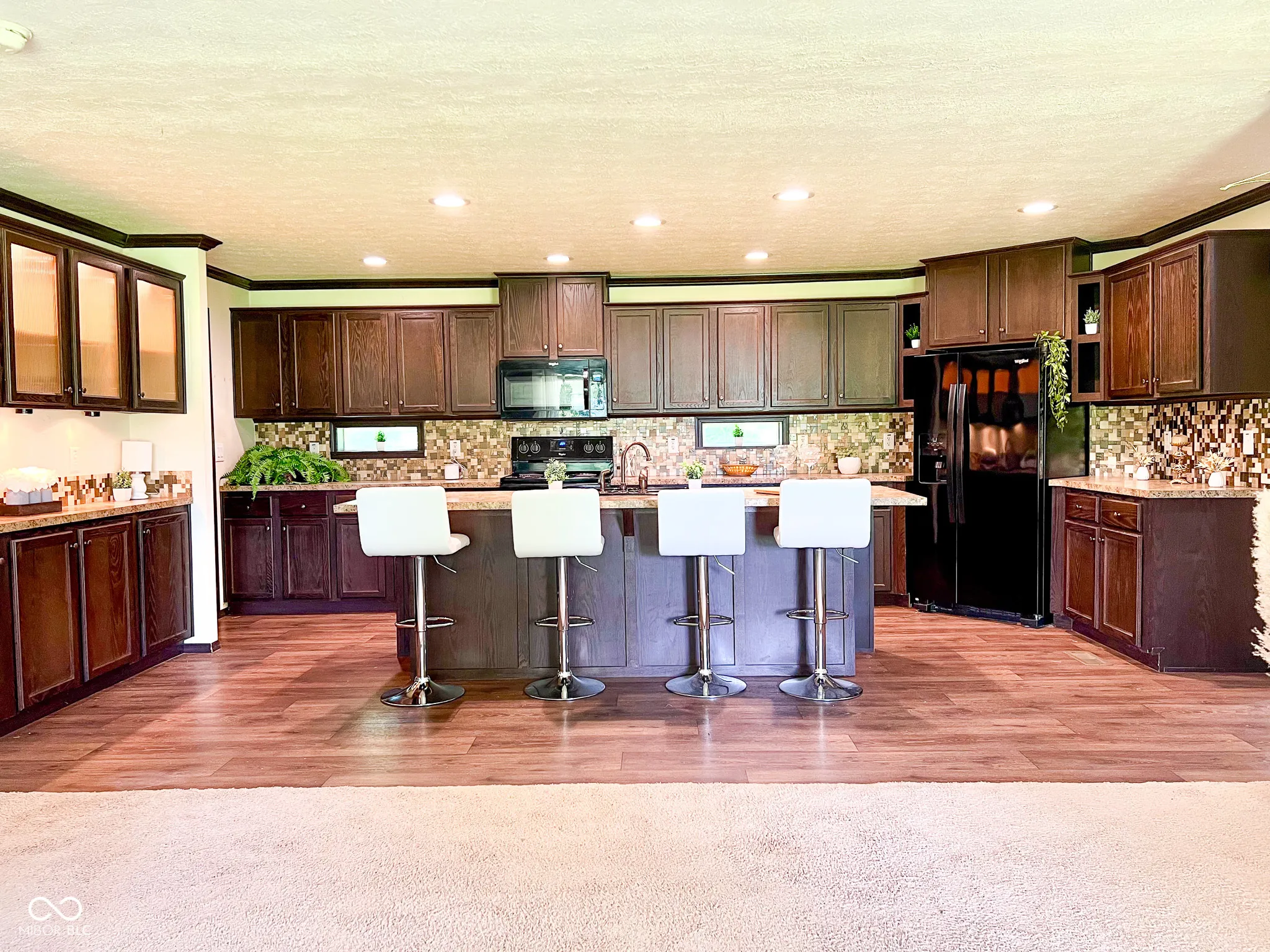 Columbus, Indiana 47201, United States, 3 Bedrooms Bedrooms, ,2 BathroomsBathrooms,Residential,Active,88936