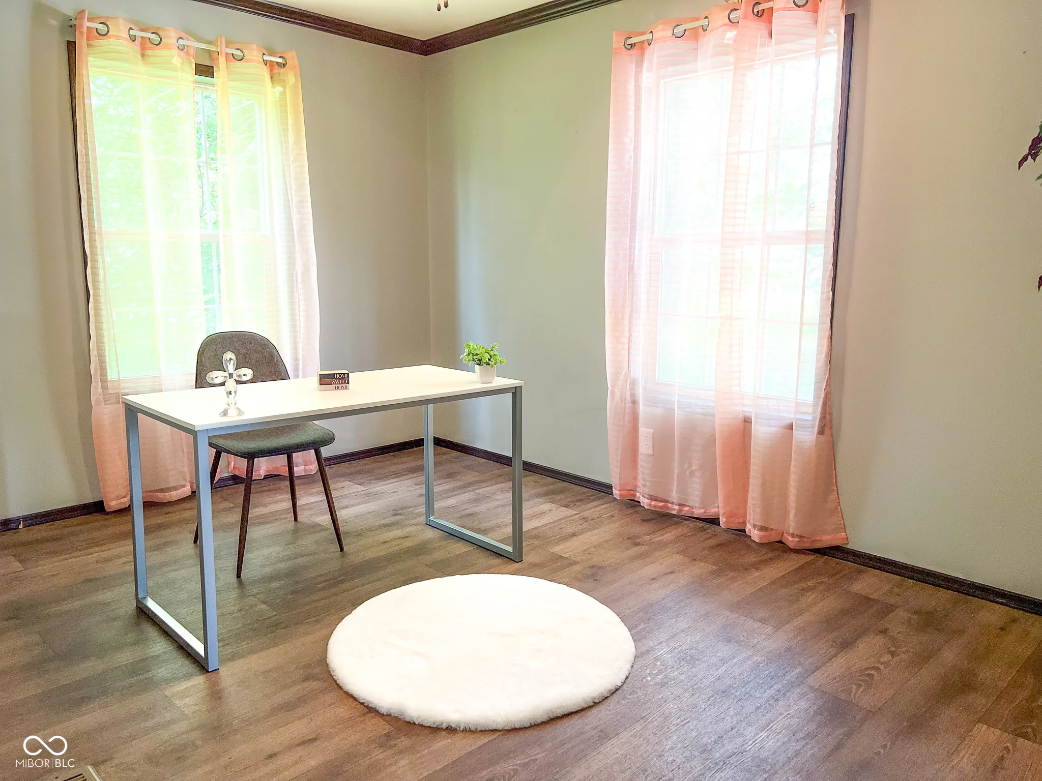 Columbus, Indiana 47201, United States, 3 Bedrooms Bedrooms, ,2 BathroomsBathrooms,Residential,Active,88936