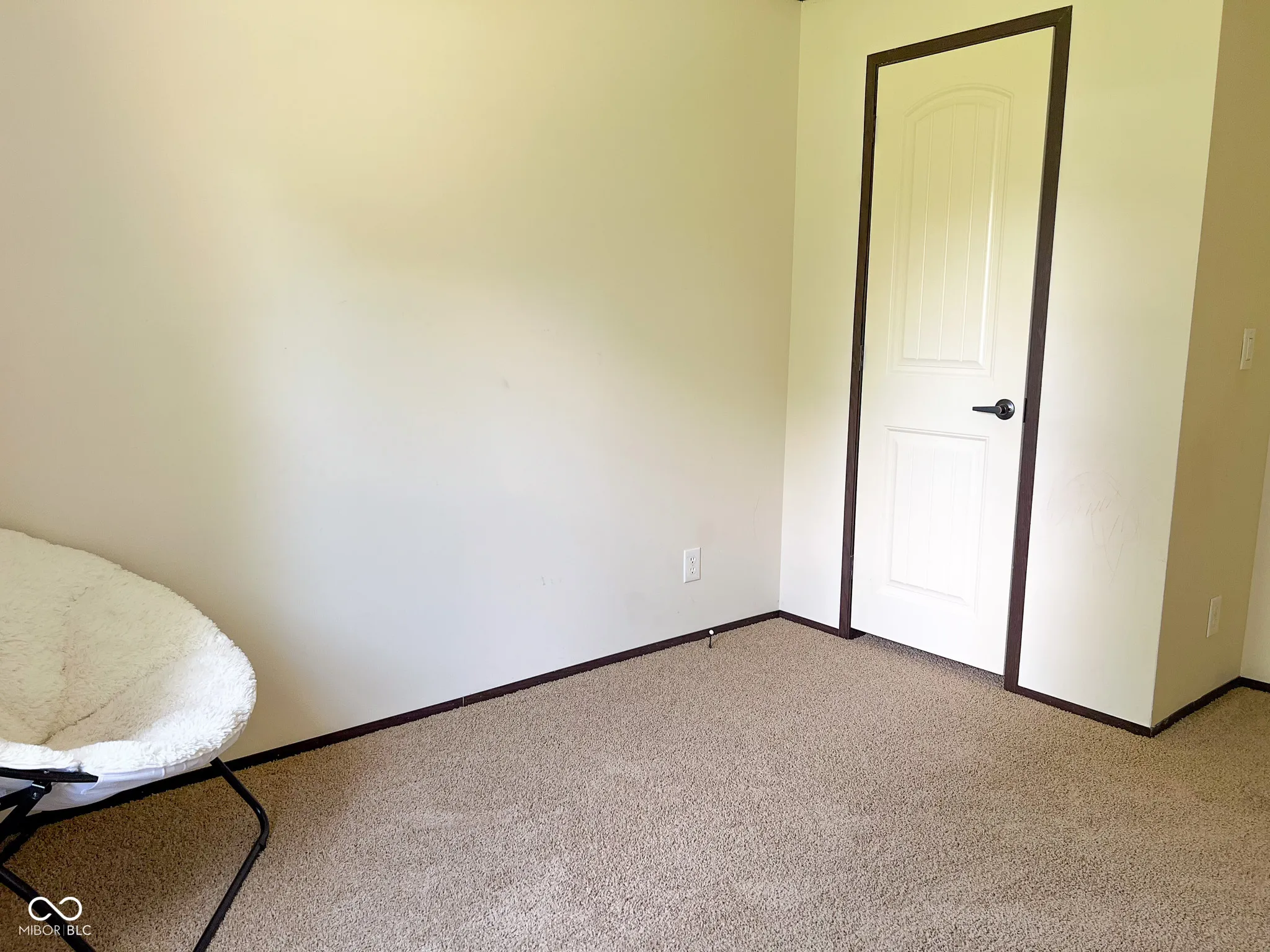 Columbus, Indiana 47201, United States, 3 Bedrooms Bedrooms, ,2 BathroomsBathrooms,Residential,Active,88936