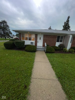 943 W MCKAY RD, SHELBYVILLE, IN 46176 - Image 4a998e1851edfff26e1c8b63d3d089f0/281056591