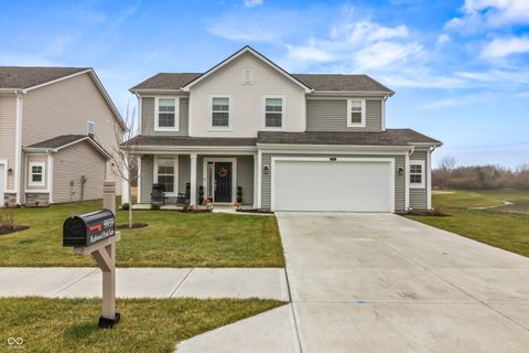 Photo of 9959 Redwood Peak Lane, Indianapolis, IN 46259 (MLS # 22072961)