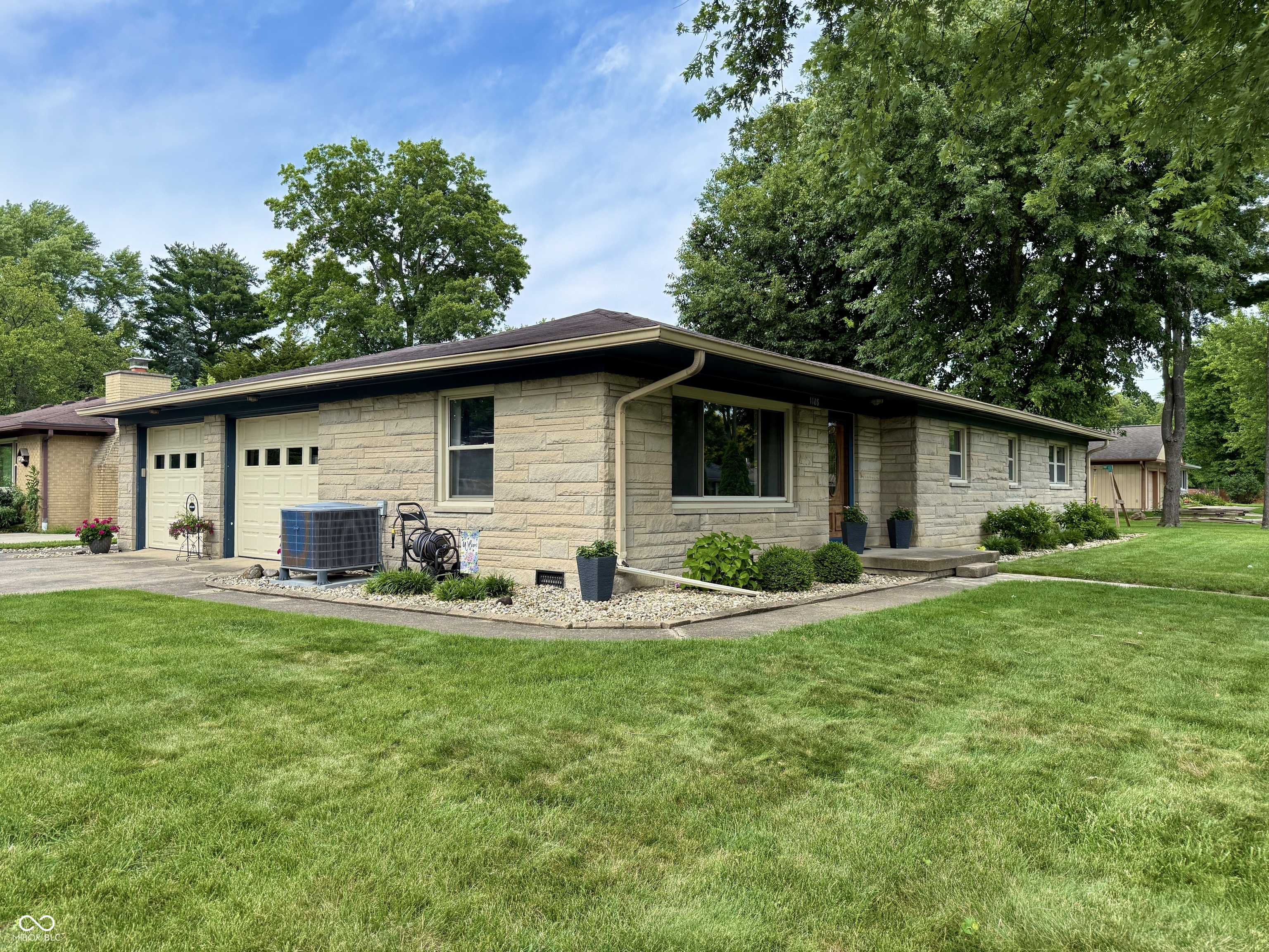 1108 Rogers Drive