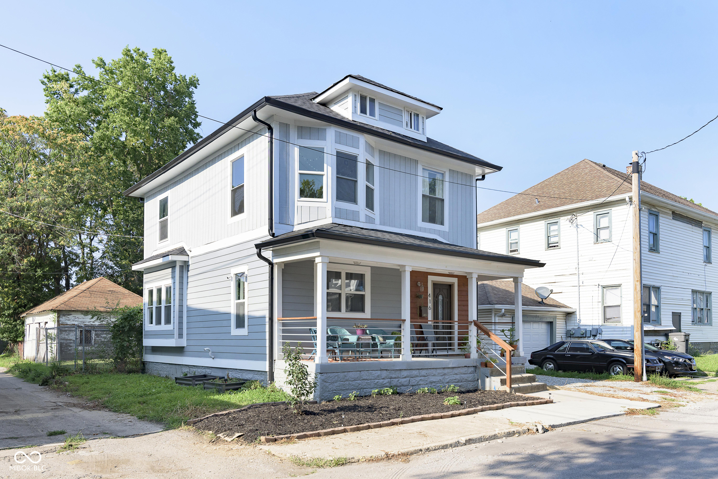 416 E 31st Street