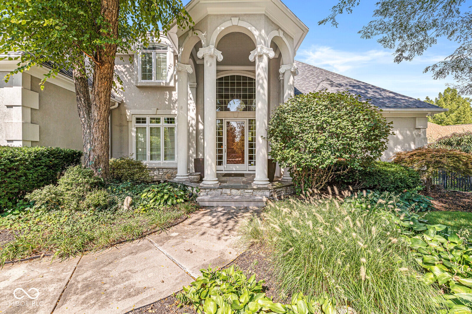8813 Worthington Court