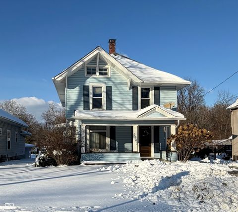 Photo of 2502 E Southport Road, Indianapolis, IN 46227 (MLS # 22082291)