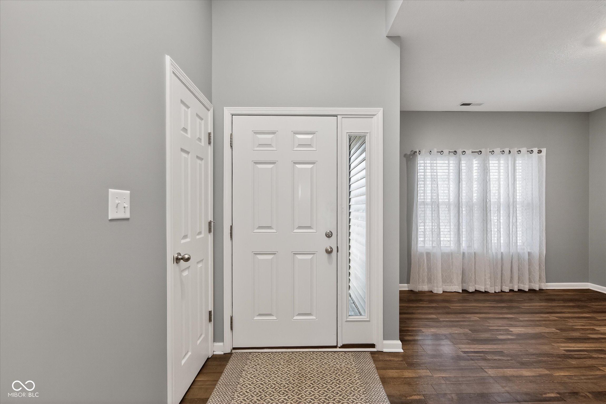 6607 Laurelwood Drive