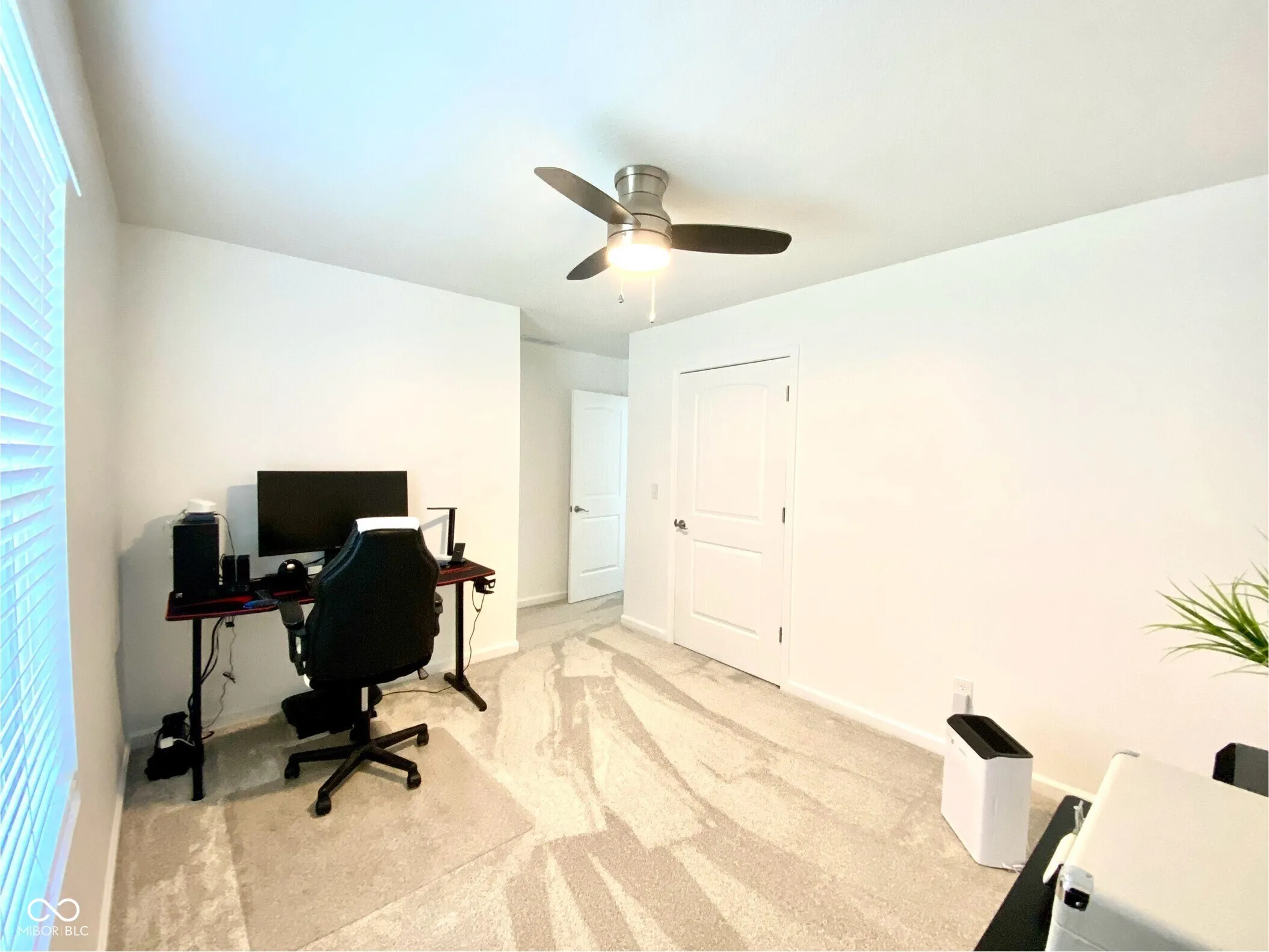 Seymour, Indiana 47274, United States, 3 Bedrooms Bedrooms, ,2 BathroomsBathrooms,Residential,Active,165641