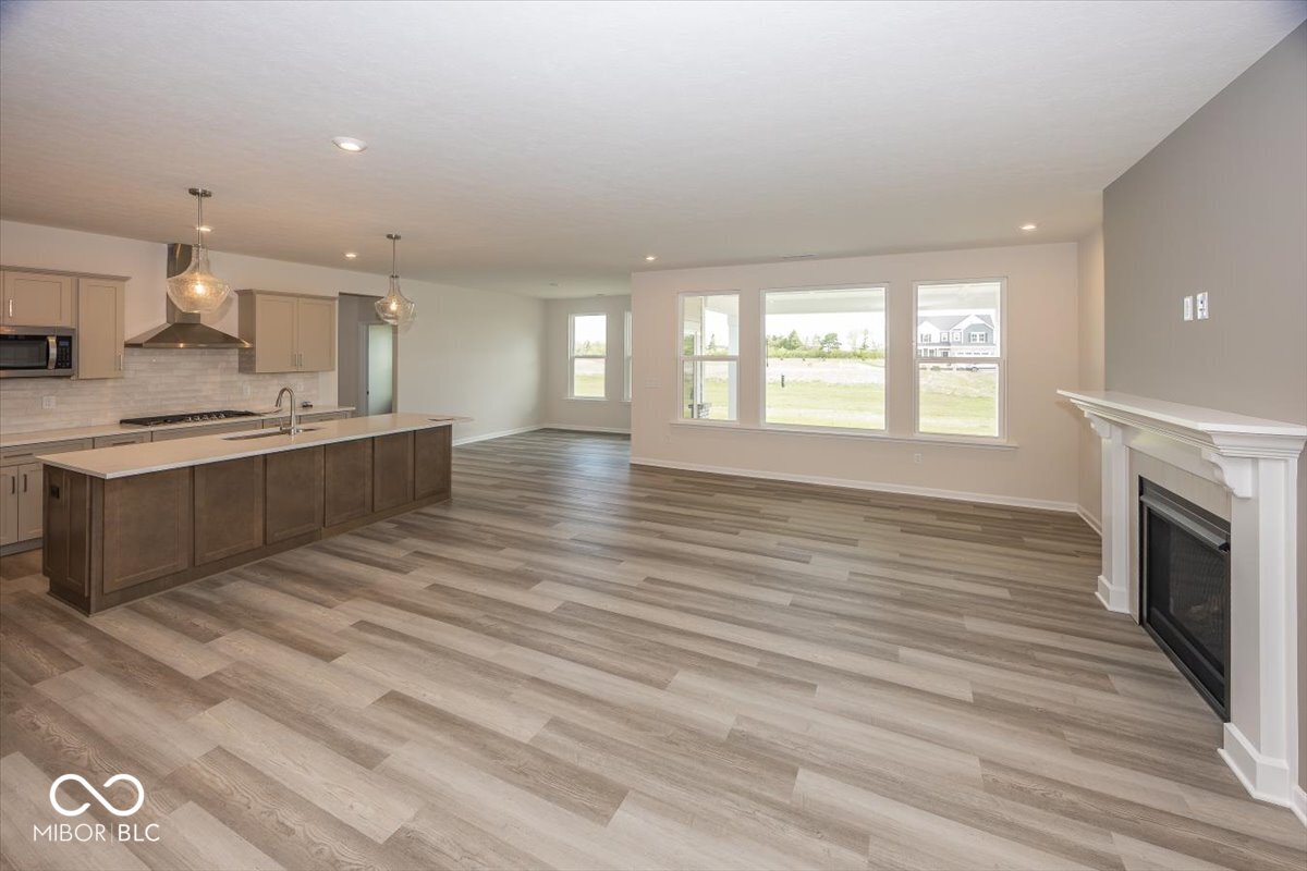 5564 Cupola Lane
