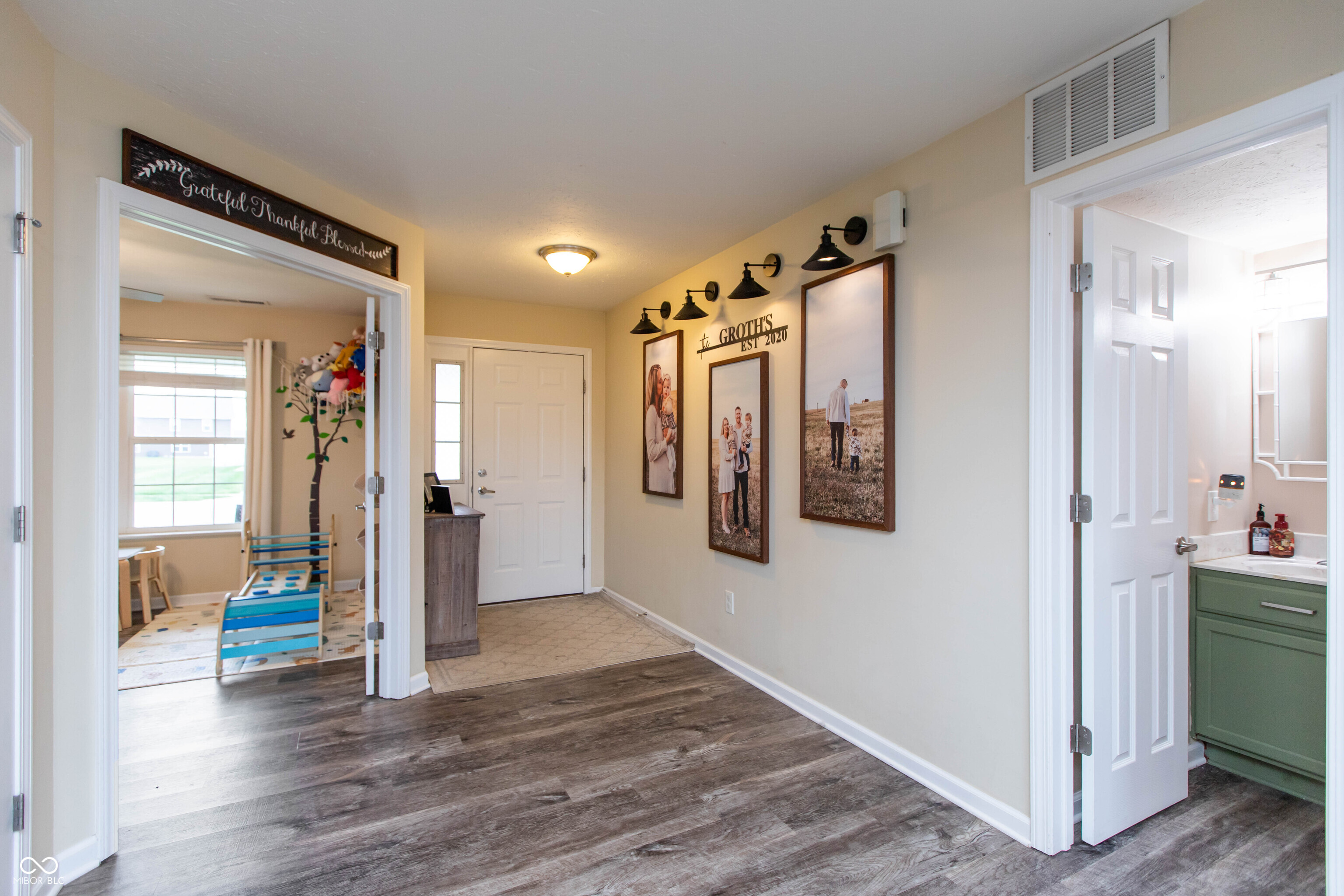 7422 Frolic Drive