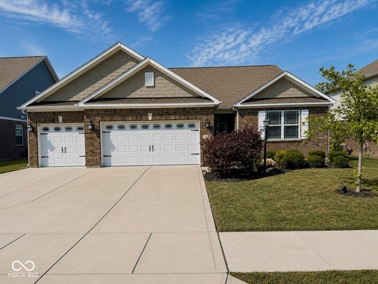 6262 DUGAN DR, WHITESTOWN, IN 46075 - Image 4bbb75bb9b85a6c96f2a9053f07c24e8/3601990330
