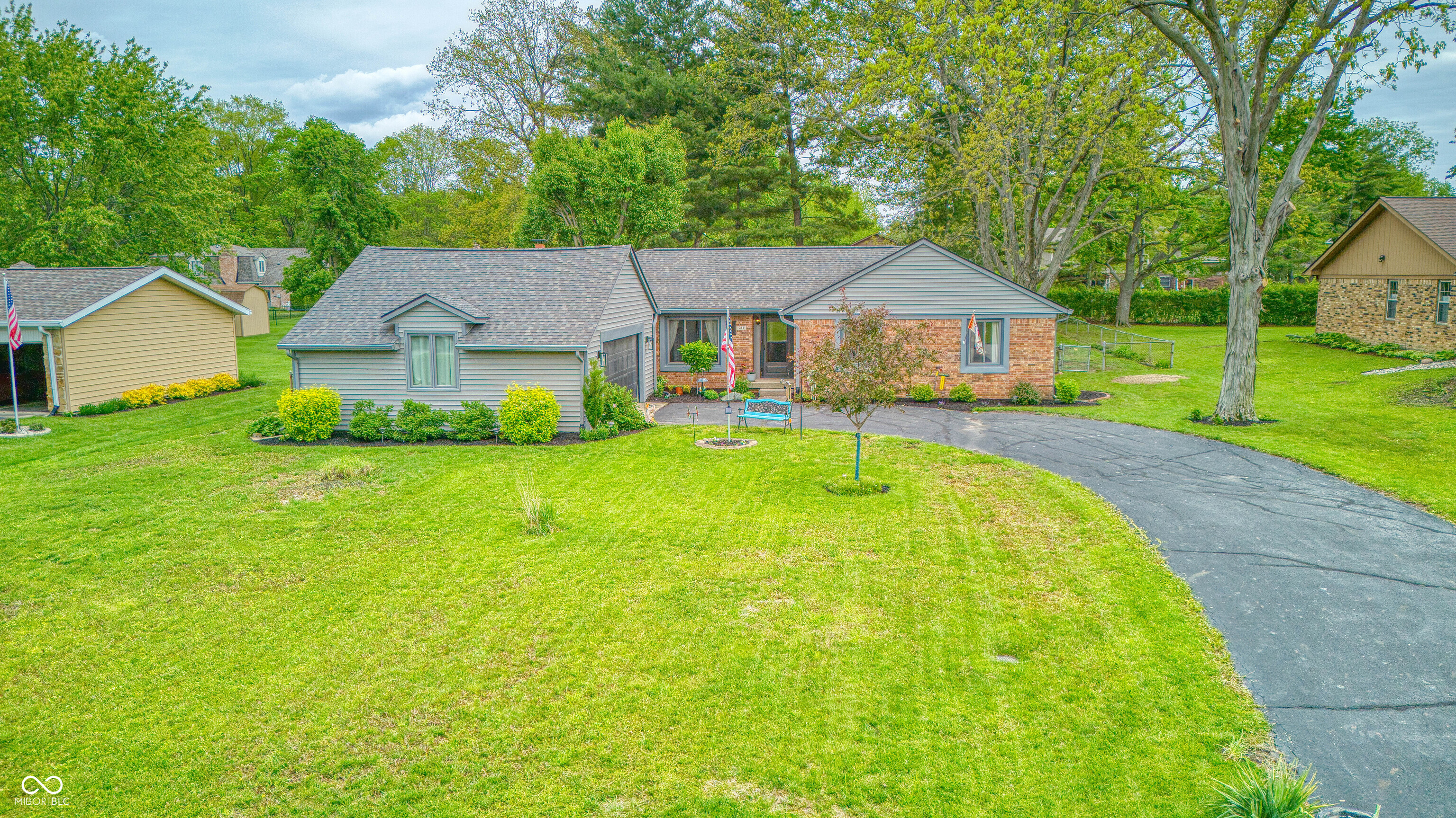 311 Woodland West Drive