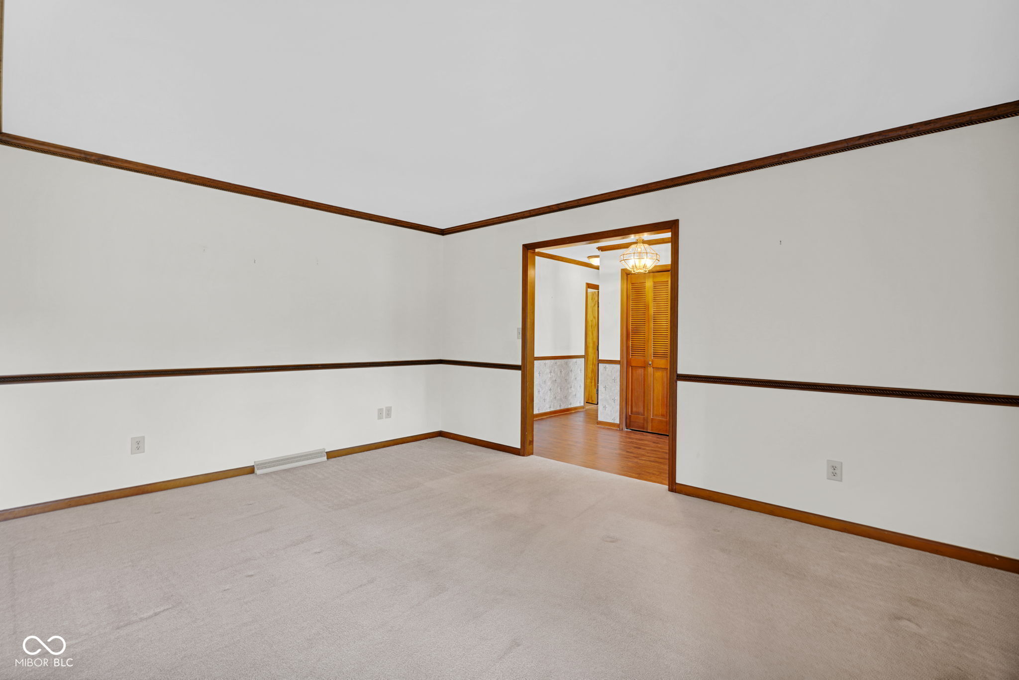 4540 Woodcrest Drive