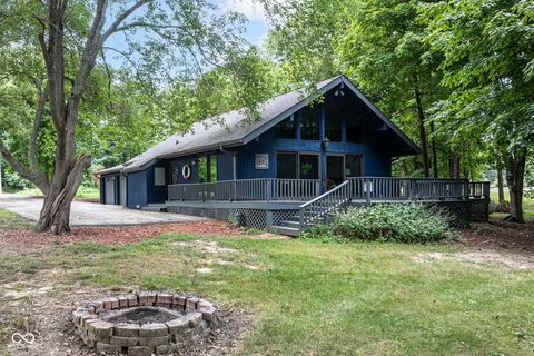 Photo of 269 Mill Springs Spgs, Fillmore, IN 46128 (MLS # 22058365)
