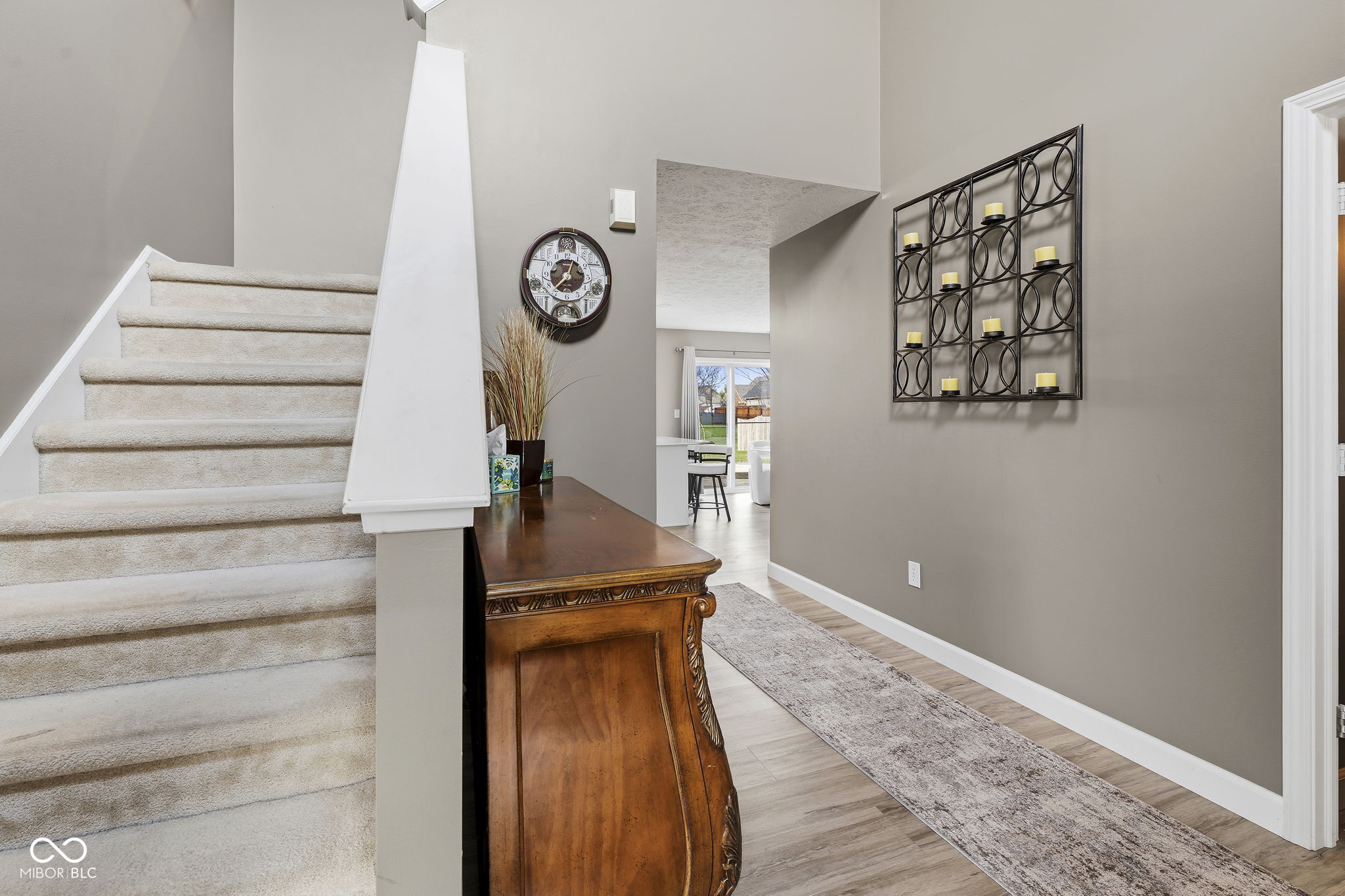 6400 Avalon Boulevard