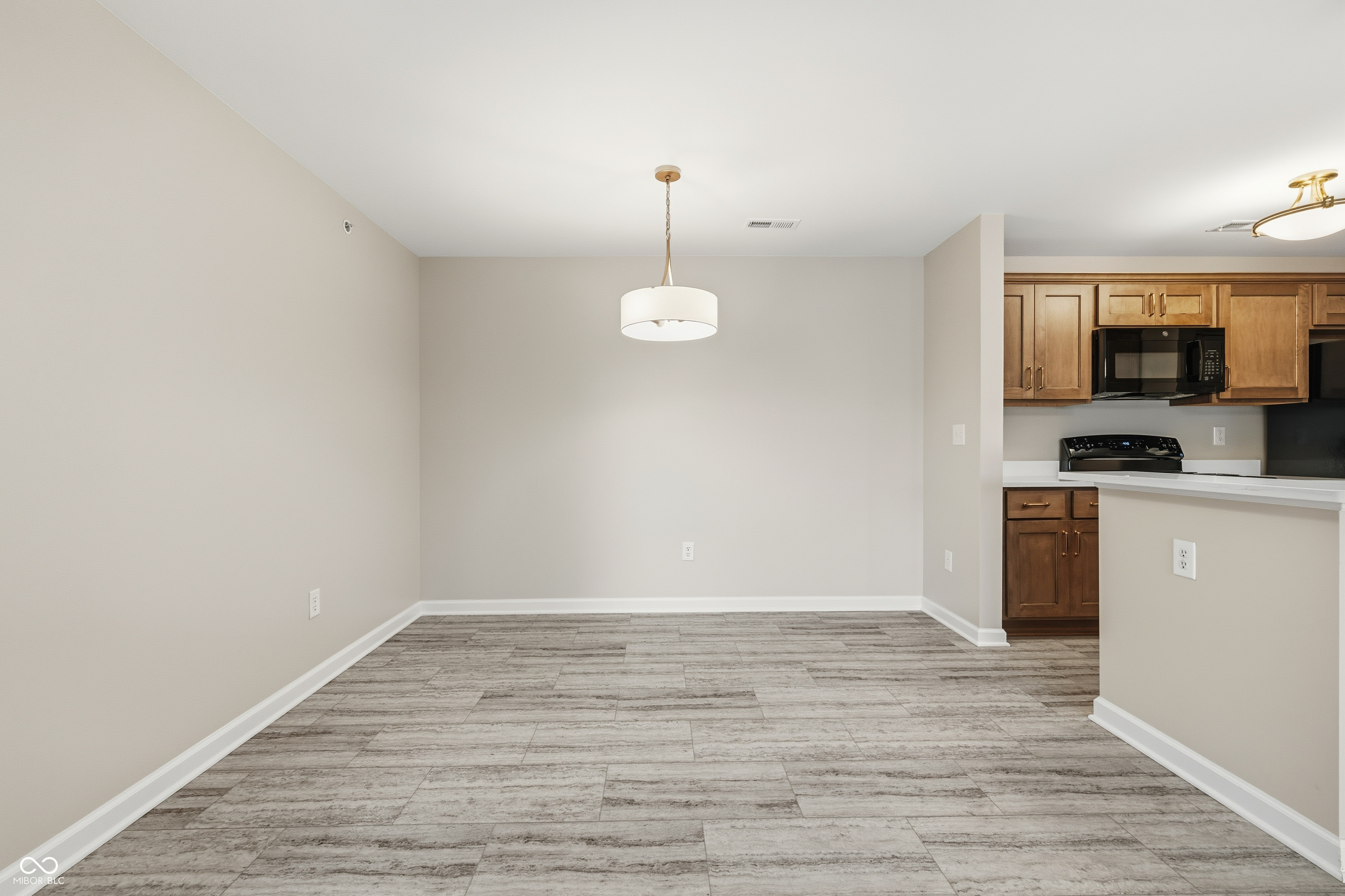 12515 Timber Creek Drive 8