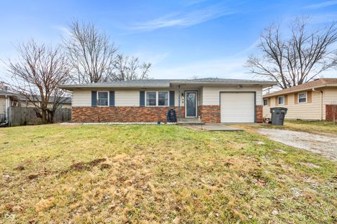 Photo of 3605 Redwood Drive, Indianapolis, IN 46227 (MLS # 22085460)