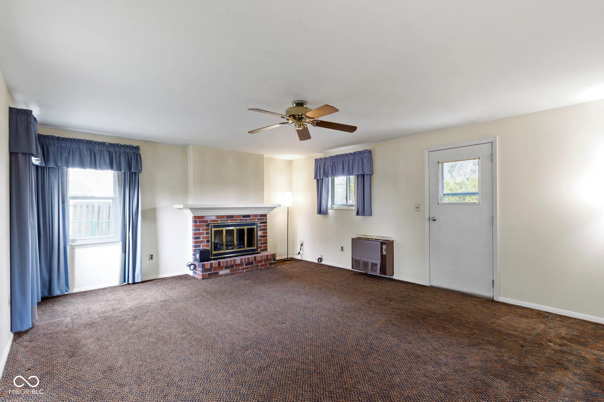 Greenfield, Indiana 46140, United States, 3 Bedrooms Bedrooms, ,2 BathroomsBathrooms,Residential,Pending,82990