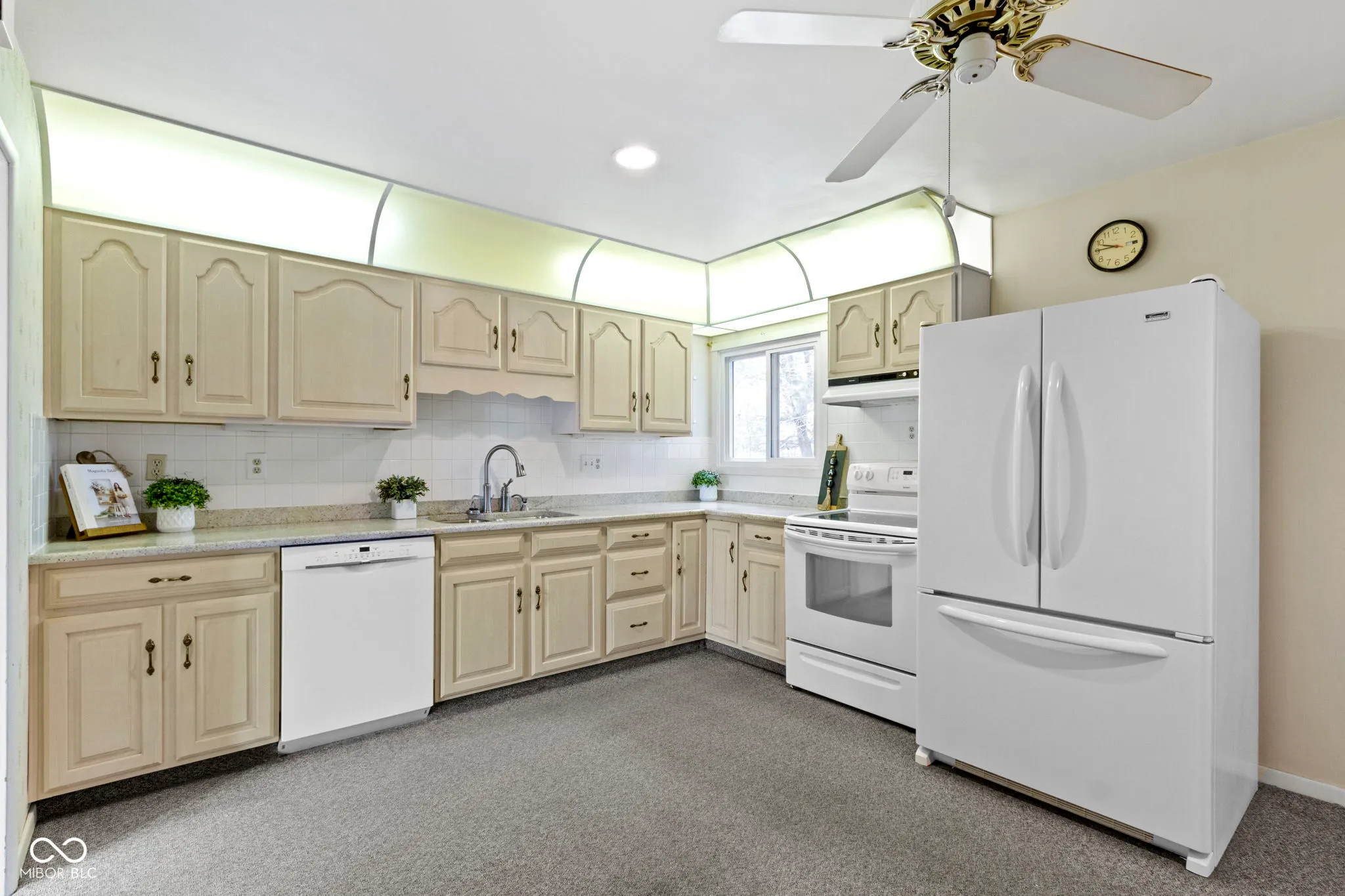 Greenfield, Indiana 46140, United States, 3 Bedrooms Bedrooms, ,2 BathroomsBathrooms,Residential,Pending,82990