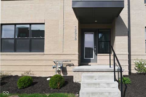 Photo of 12978 Moultrie Street, Carmel, IN 46032 (MLS # 22091466)