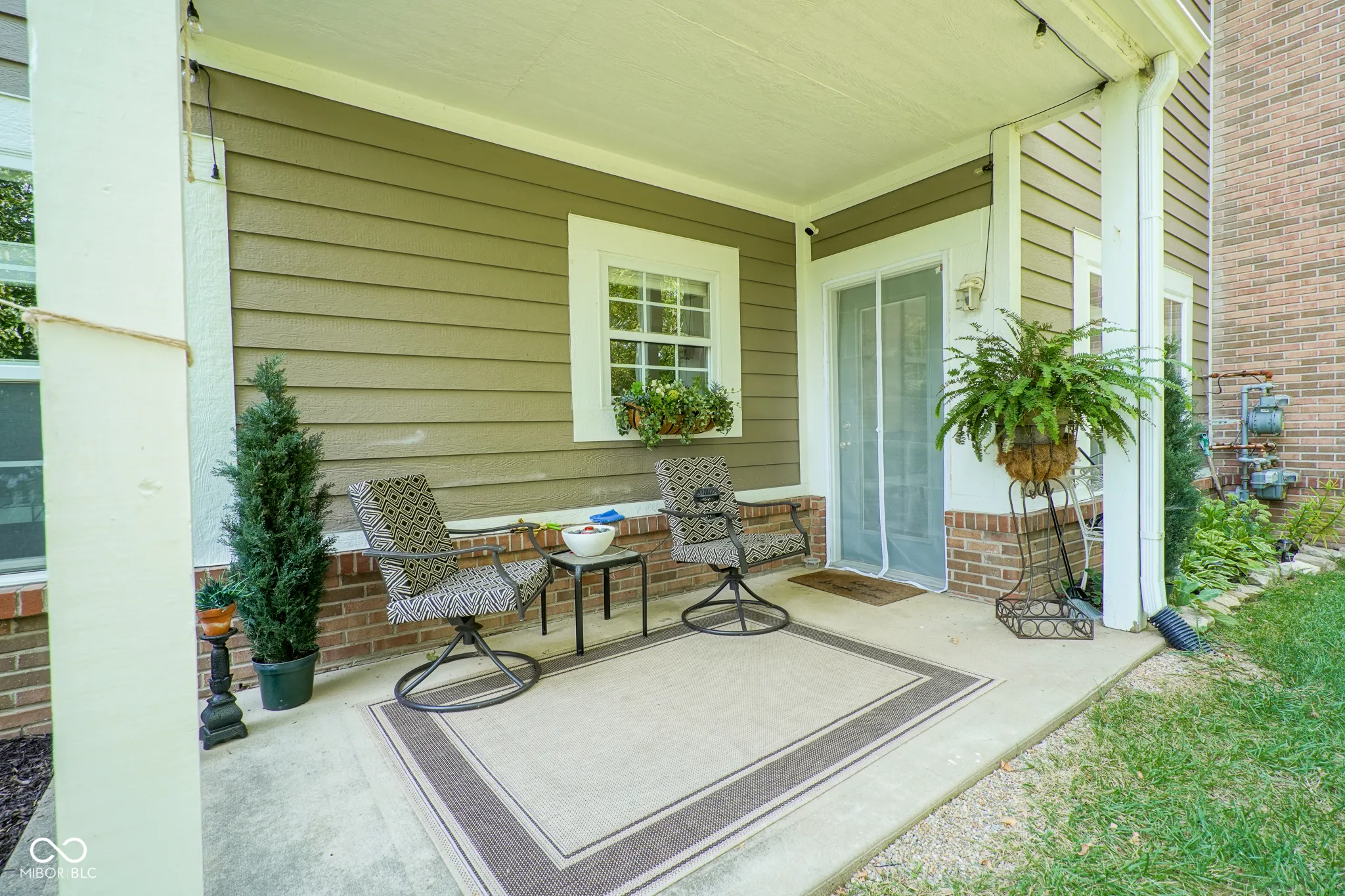 Carmel, Indiana 46280, United States, 2 Bedrooms Bedrooms, ,2 BathroomsBathrooms,Residential,Active,141525