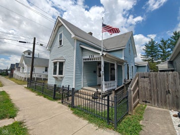 236 E Pennsylvania Shelbyville IN 46176
