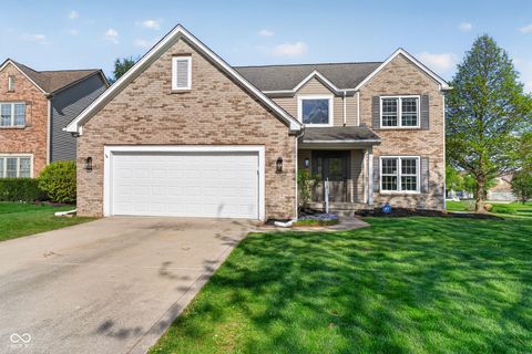 Photo of 4864 Ashbrook Drive, Noblesville, IN 46062 (MLS # 22096101)