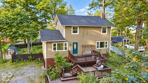 Photo for 560 E Timberbrook Estate