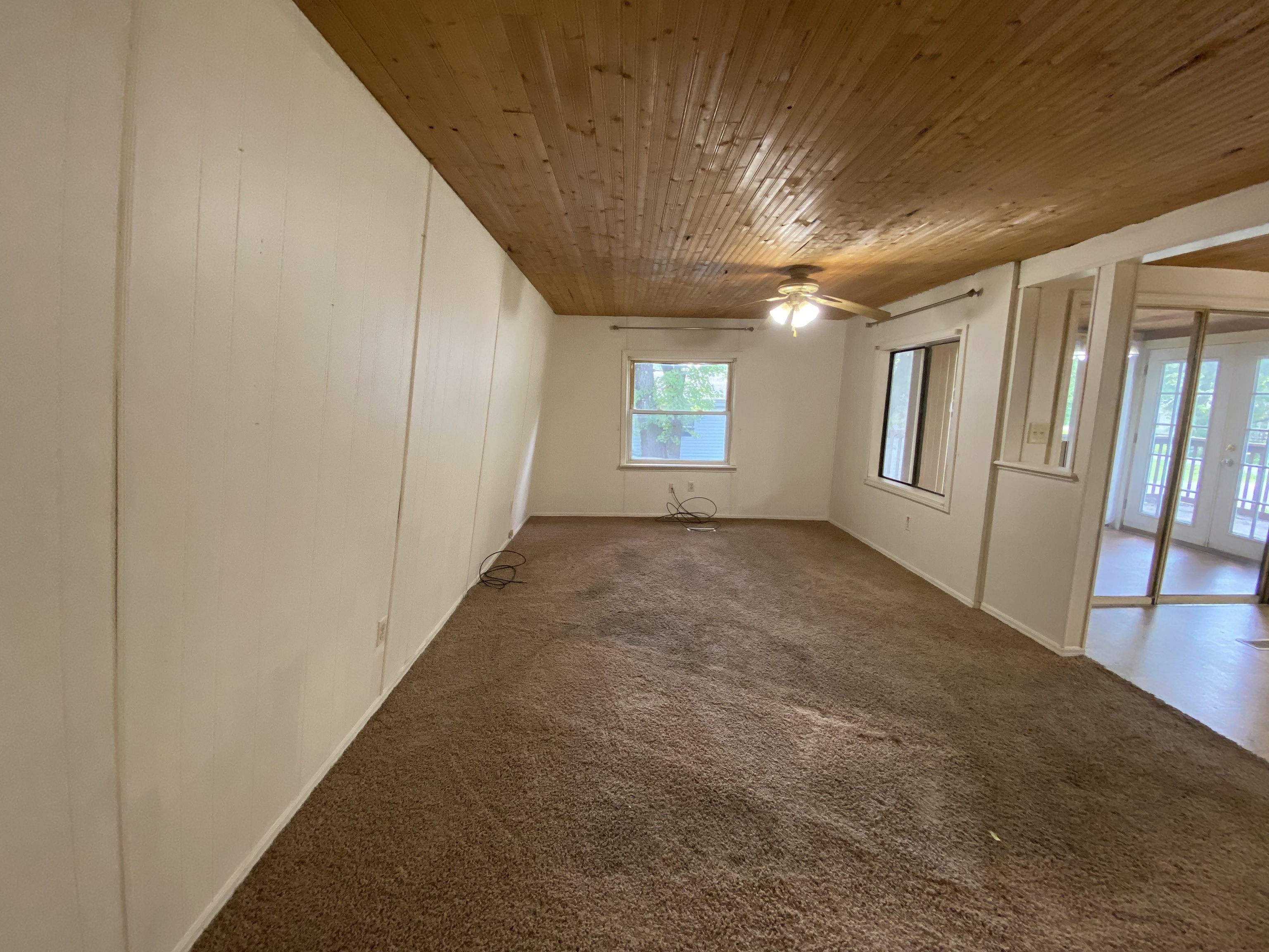 Photo 9 of 26 of 340 W Ash Street house
