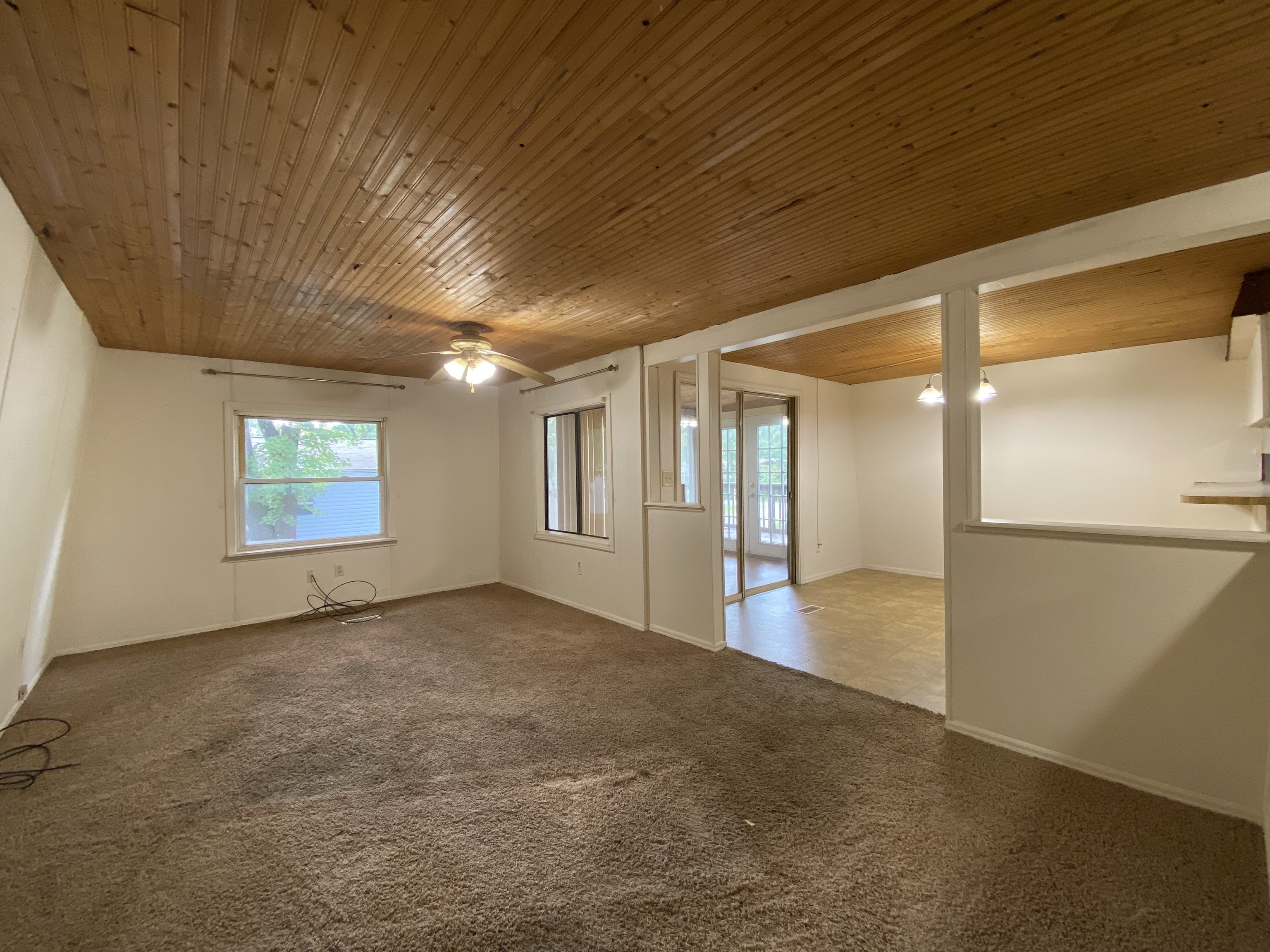 Photo 10 of 26 of 340 W Ash Street house