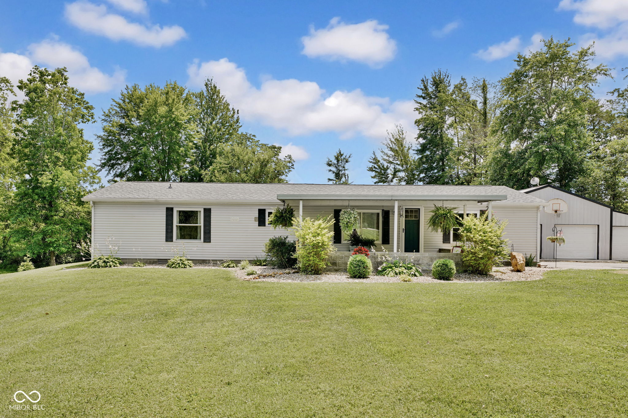 10418 E County Road 250 N