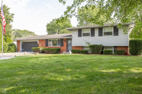 Photo of 1701 N Harbison Avenue, Indianapolis, IN 46219 (MLS # 22126929)