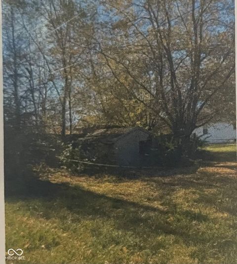 Photo of 2726 B Avenue, New Castle, IN 47362 (MLS # 22022152)