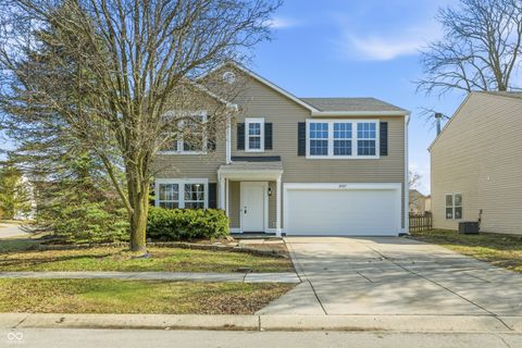 Photo of 10317 Hatherley Way, Fishers, IN 46037 (MLS # 22085723)