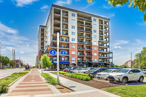 Photo of 435 Virginia Avenue #302, Indianapolis, IN 46203 (MLS # 22097786)