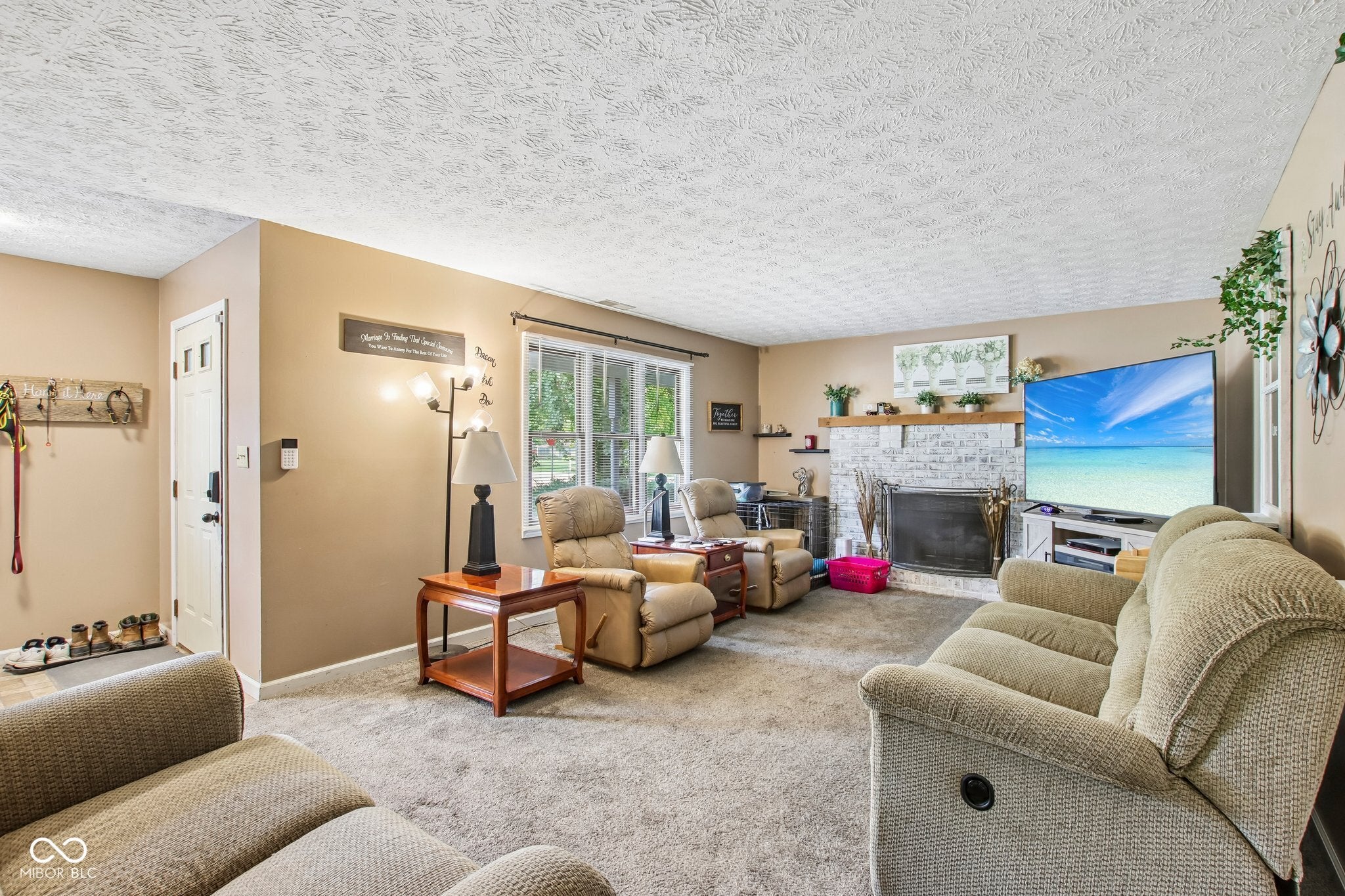 1152 Delray Drive
