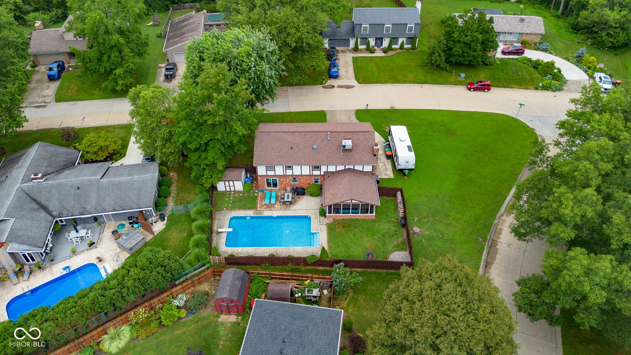 601 Ridgeview Lane