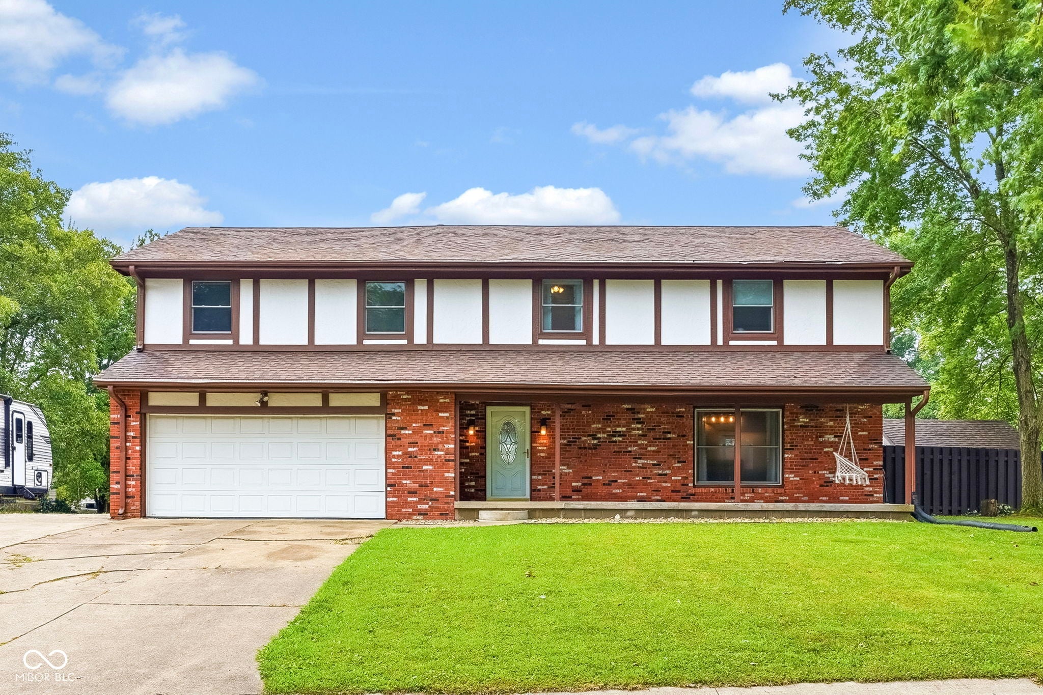 601 Ridgeview Lane