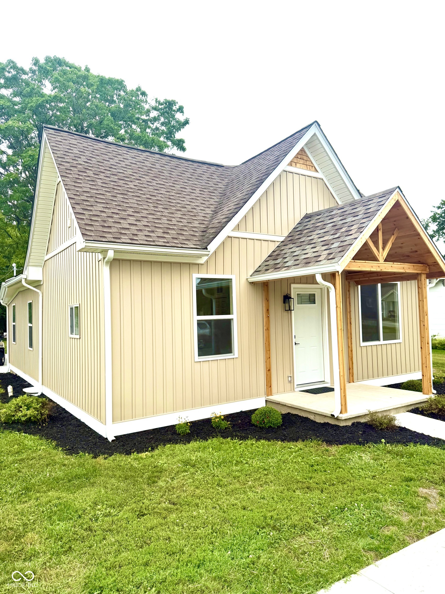 709 N Jameson Street