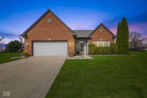 Photo of 3614 Homestead Place, Plainfield, IN 46168 (MLS # 22092678)