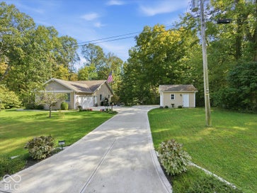 1507 N Cayuse Greensburg IN 47240