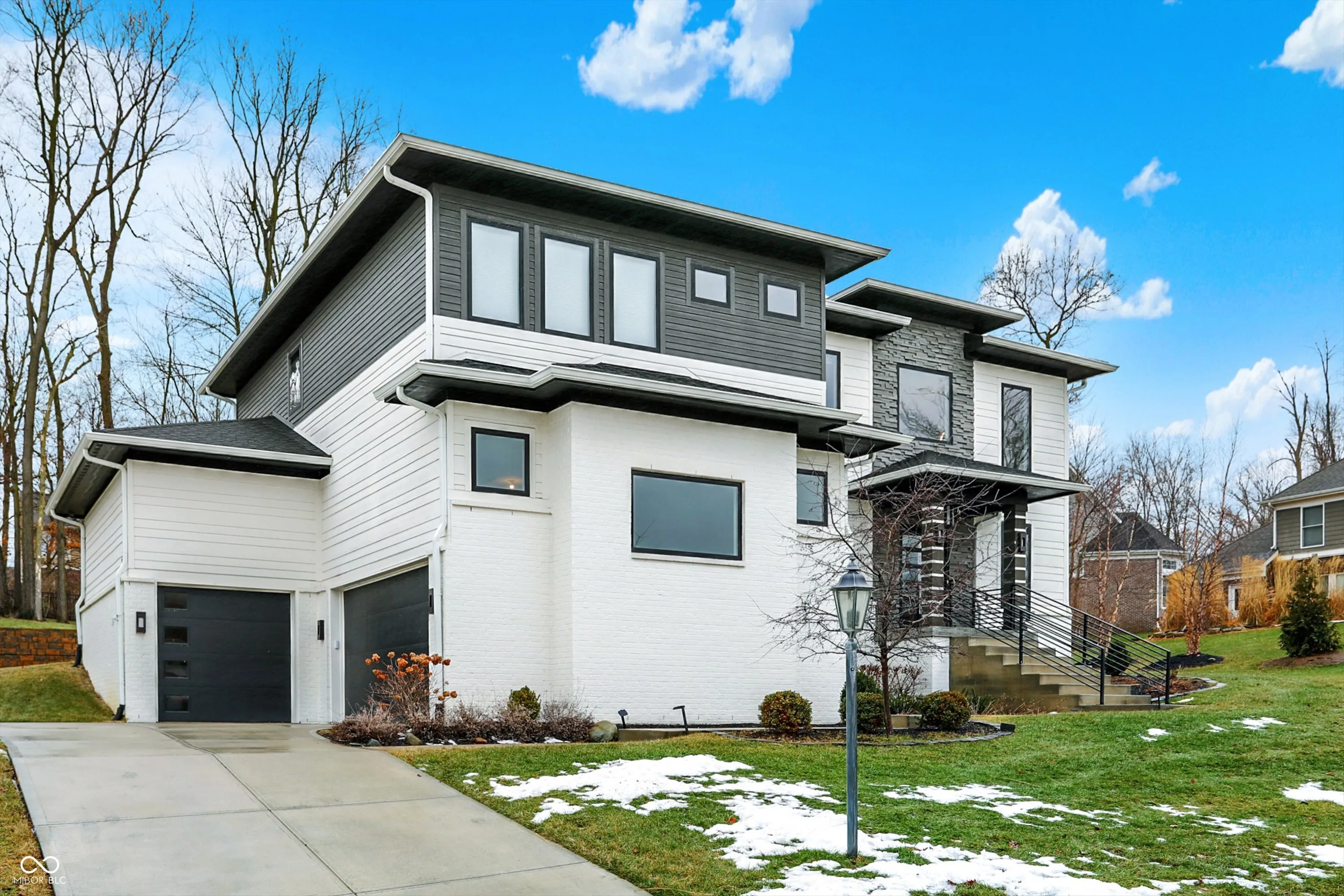 Fishers, Indiana 46055, United States, 5 Bedrooms Bedrooms, ,4 BathroomsBathrooms,Residential,Pending,7747