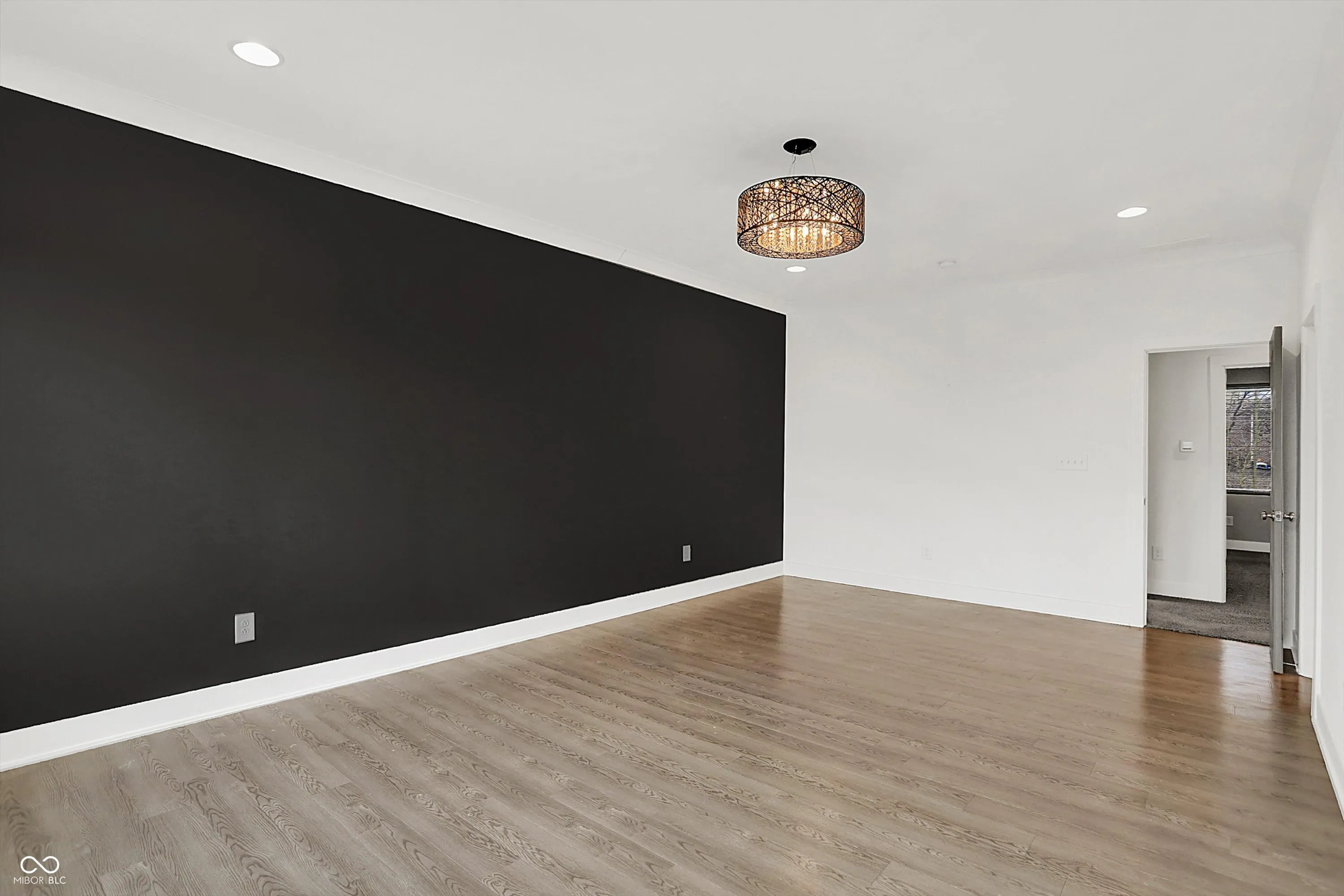 Fishers, Indiana 46055, United States, 5 Bedrooms Bedrooms, ,4 BathroomsBathrooms,Residential,Pending,7747