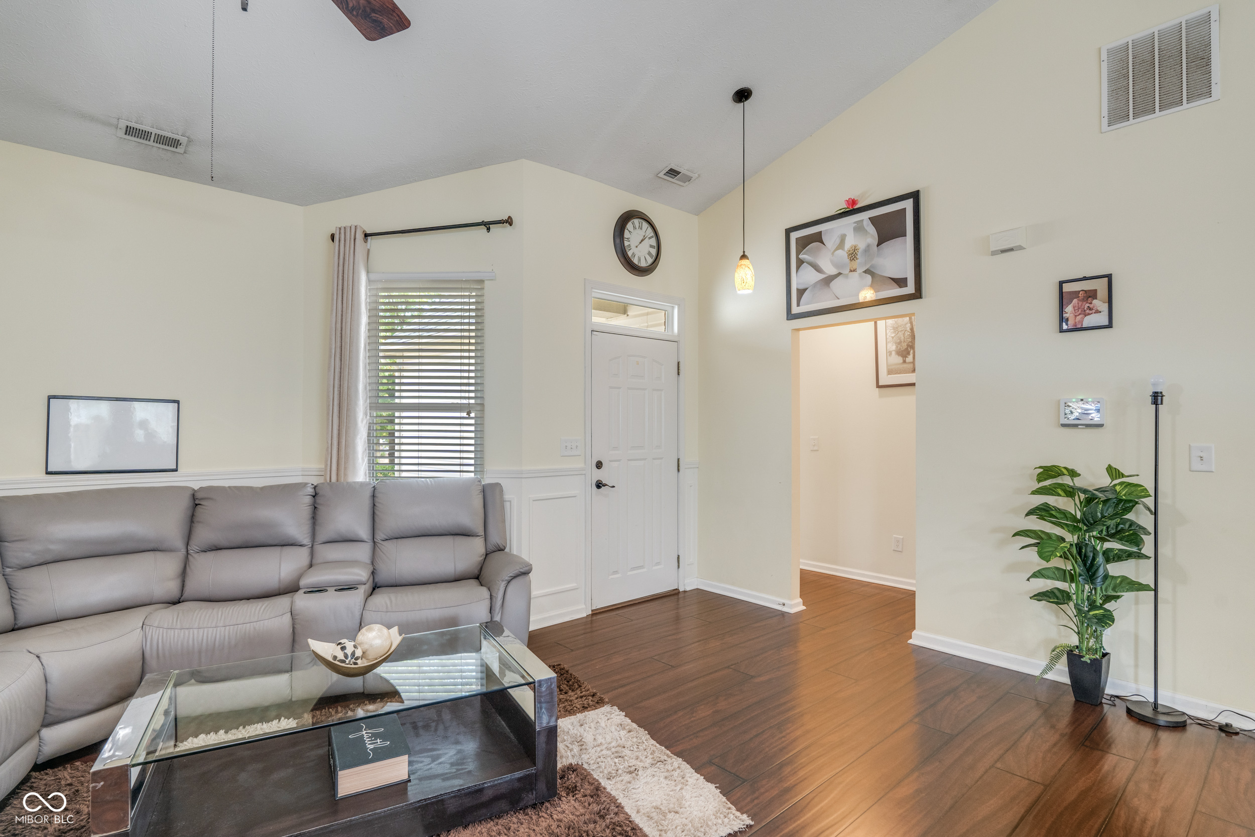 1184 Turfway Drive