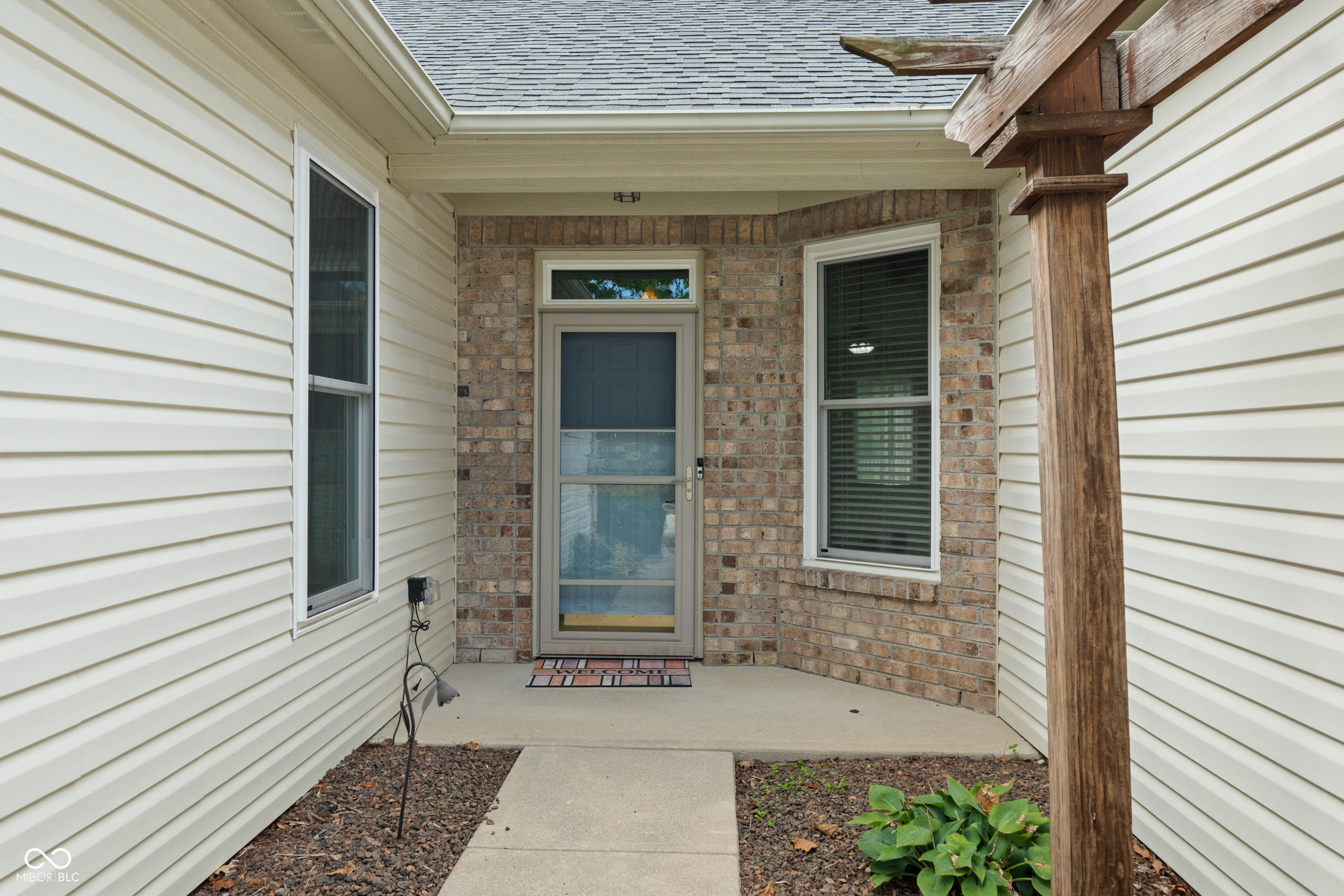 1184 Turfway Drive
