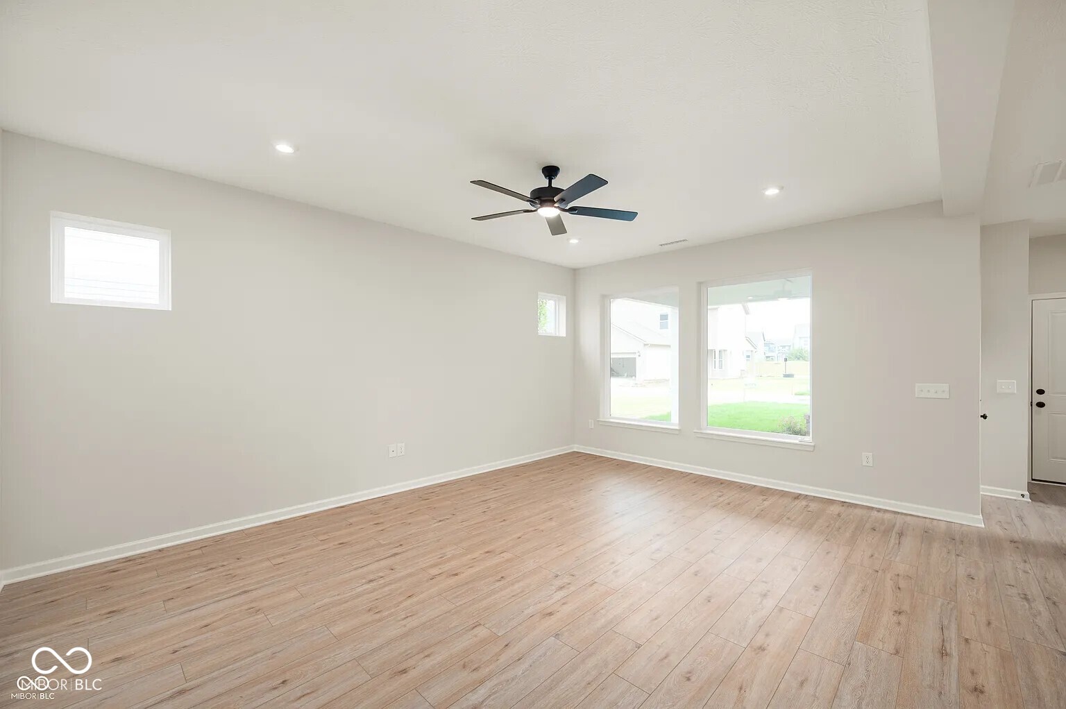 797 James William Lane