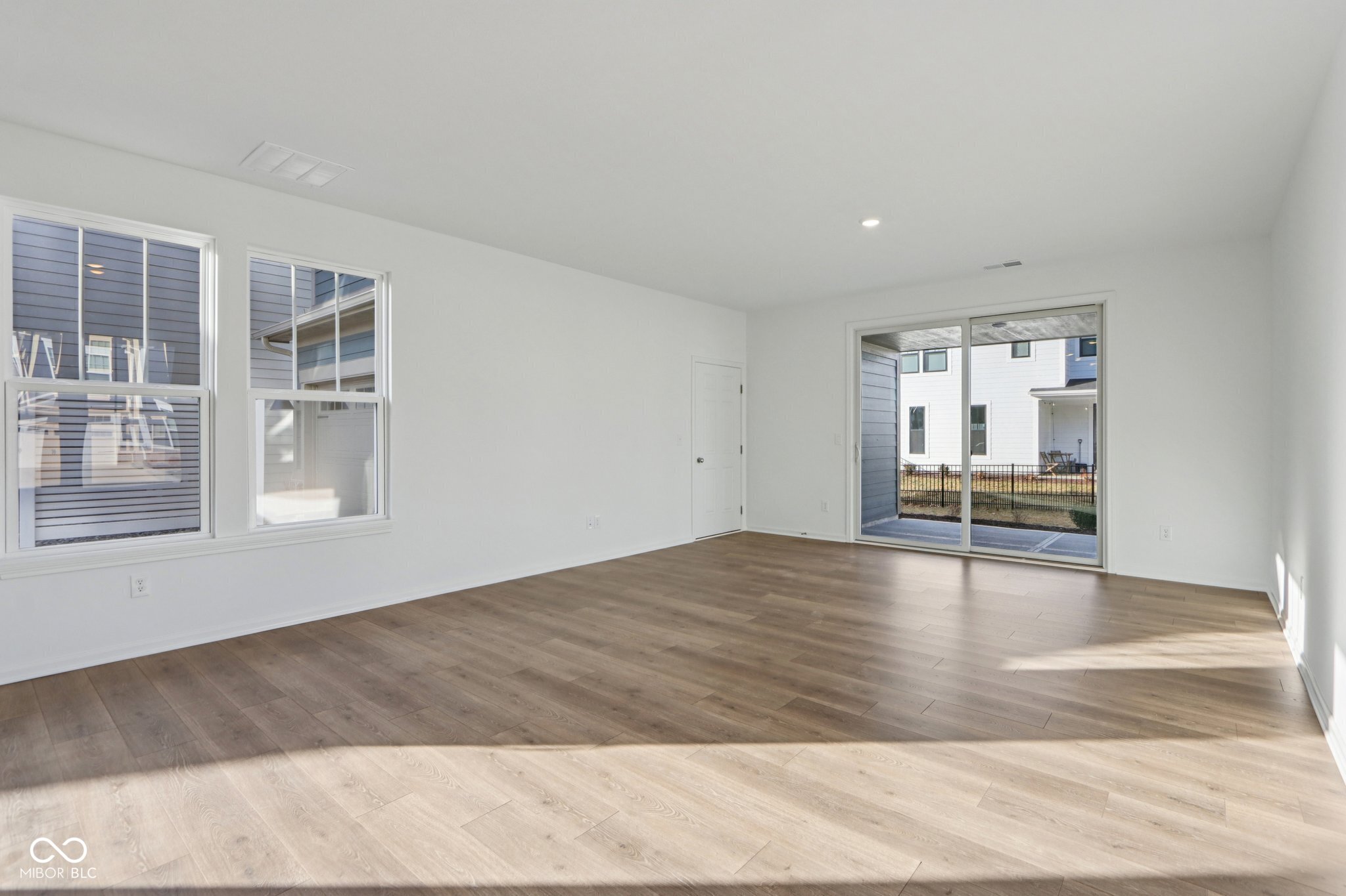 16000 Tharp Woods Drive