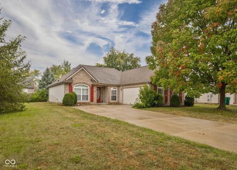 Photo of 1856 Copeland Farms Drive, Greenfield, IN 46140 (MLS # 22064536)
