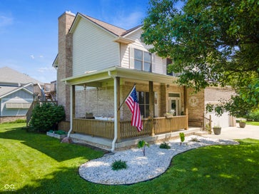 1020 Sunset Bay Cicero IN 46034