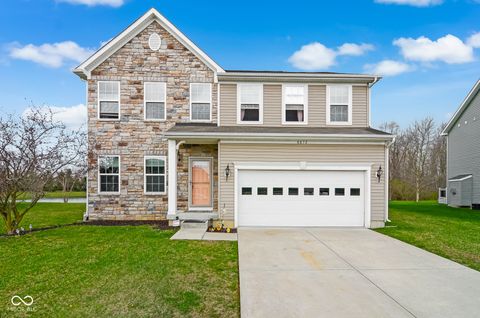 Photo of 6612 School Branch Drive, Brownsburg, IN 46112 (MLS # 22092447)